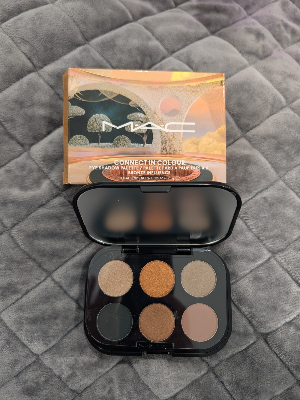MAC Eyeshadow Palette